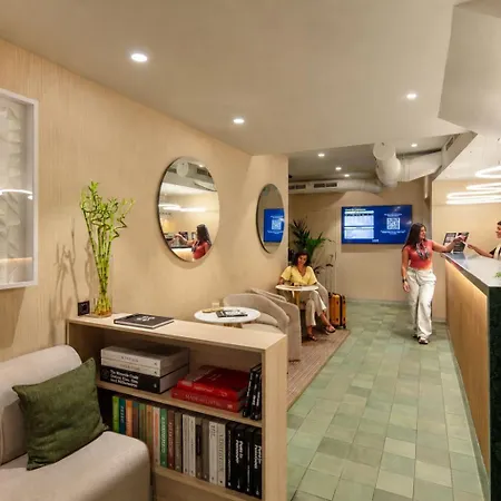 Coeo Fresca Roof Garden Signature Apartments-2